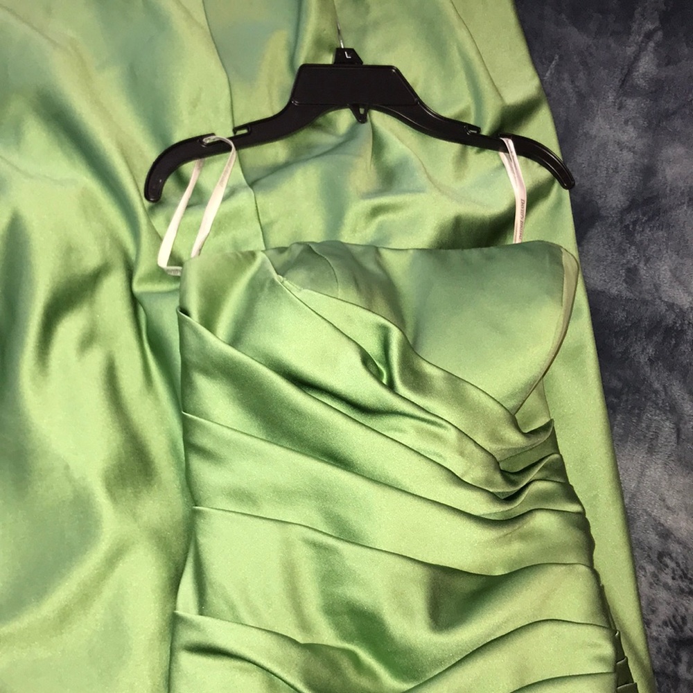 DAVID’S BRIDAL Dress